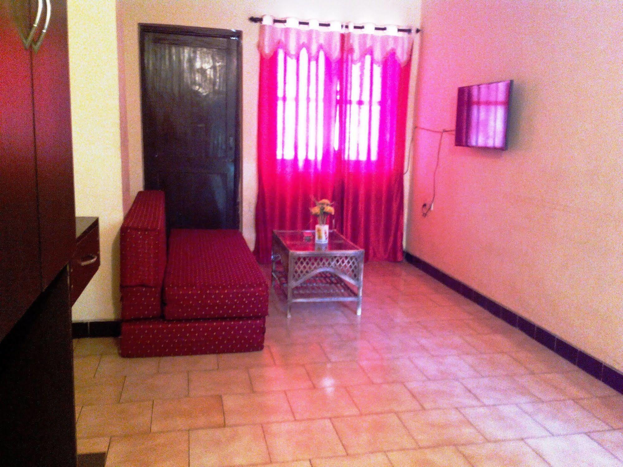 Royal Mirage Beach Resort Candolim Extérieur photo