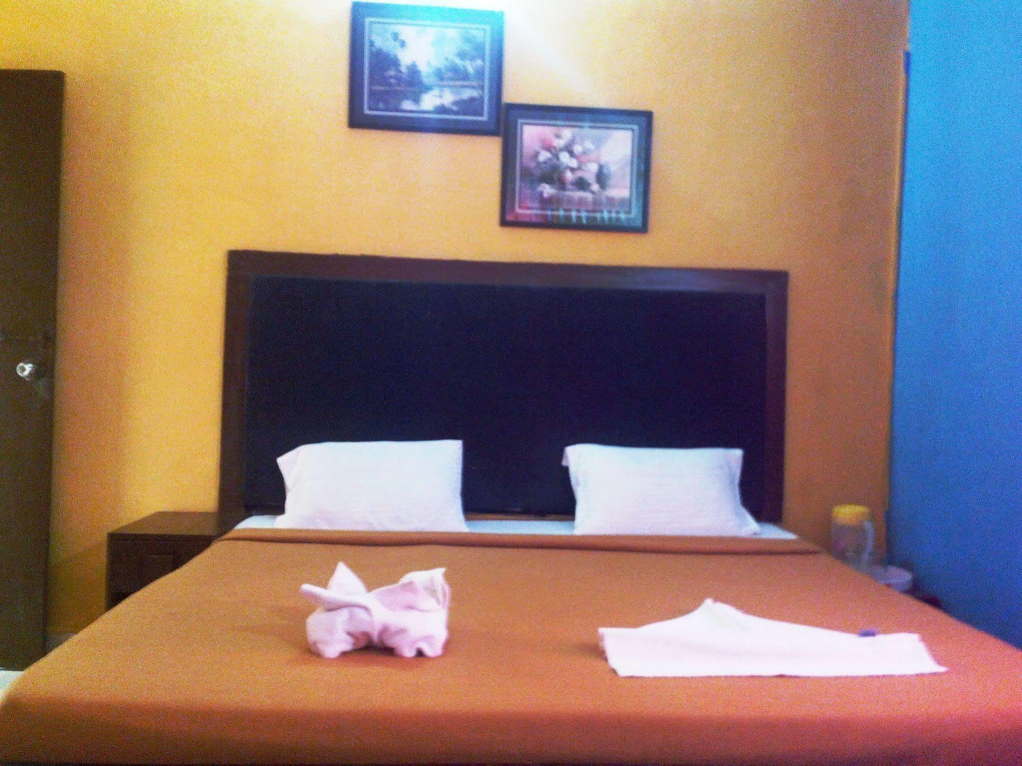 Royal Mirage Beach Resort Candolim Extérieur photo
