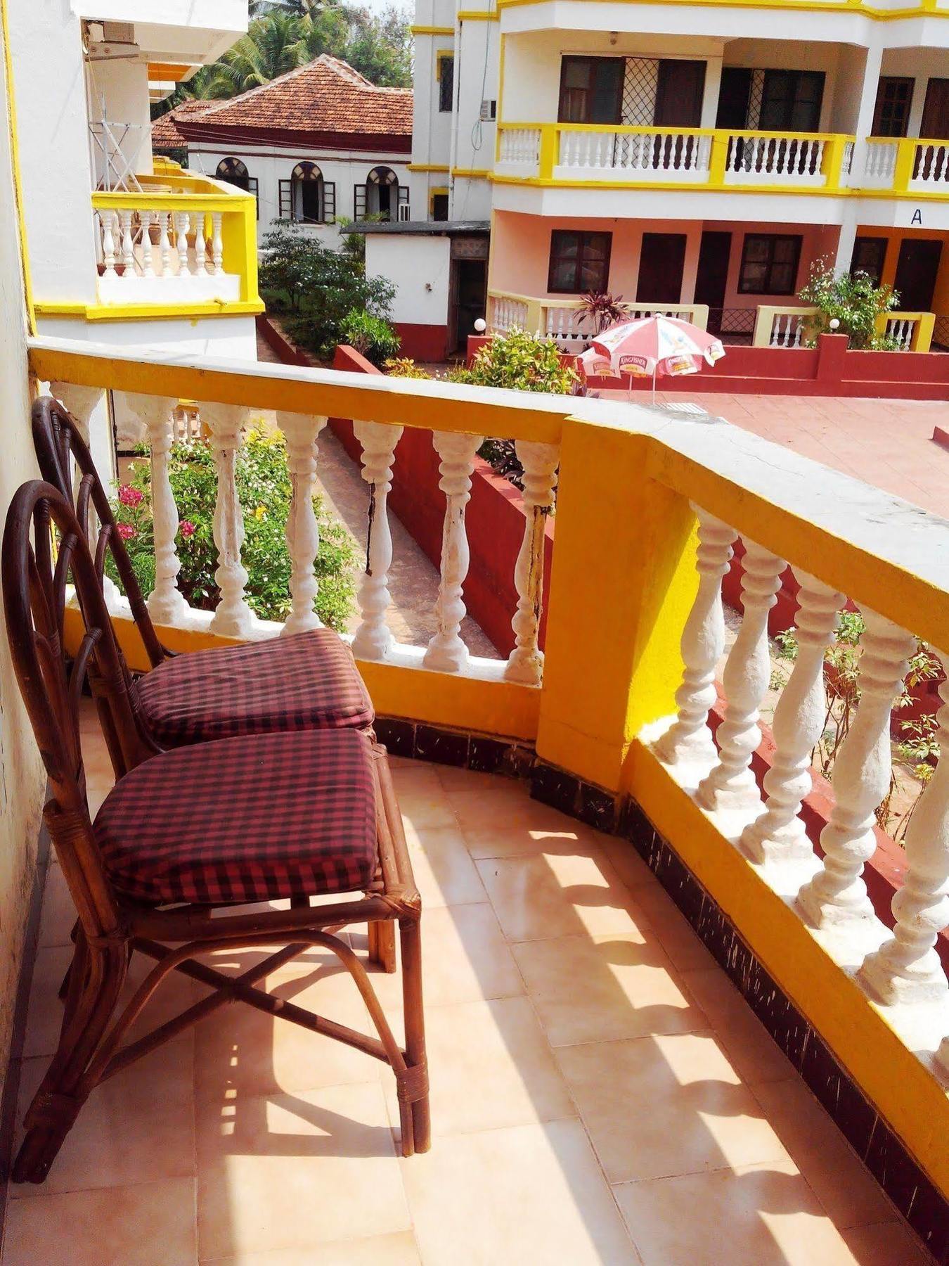 Royal Mirage Beach Resort Candolim Extérieur photo