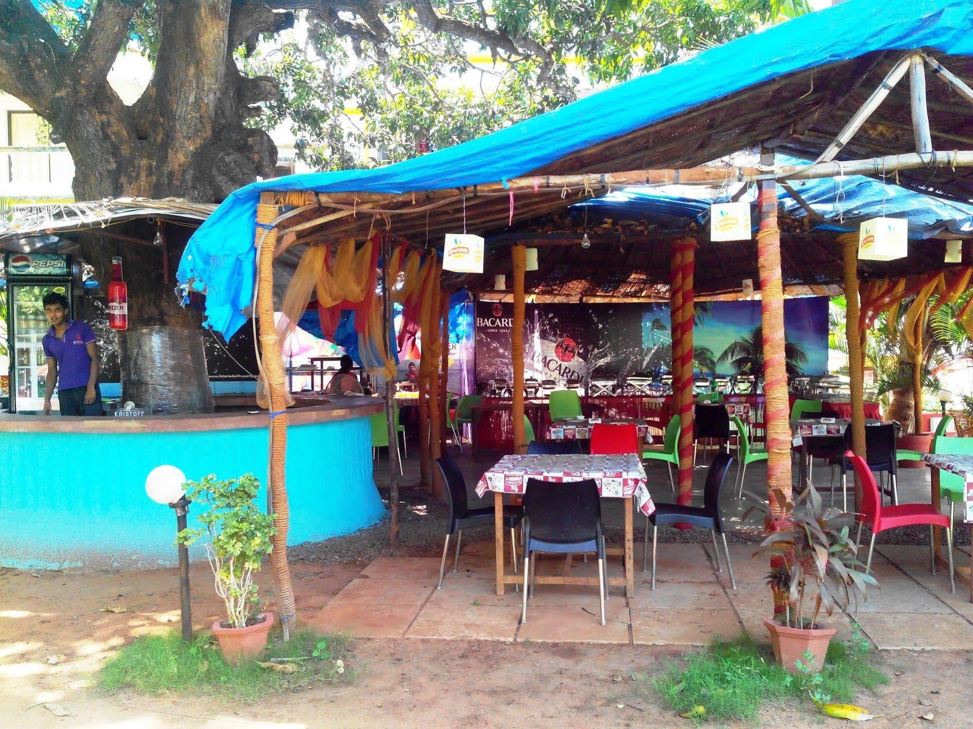 Royal Mirage Beach Resort Candolim Extérieur photo